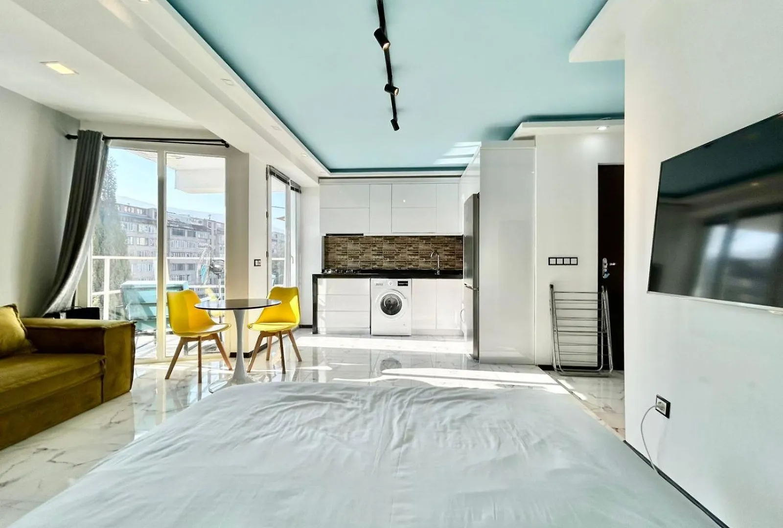 City Center Apartment -Between Herous Square And Holiday Inn Tbilisi Georgia