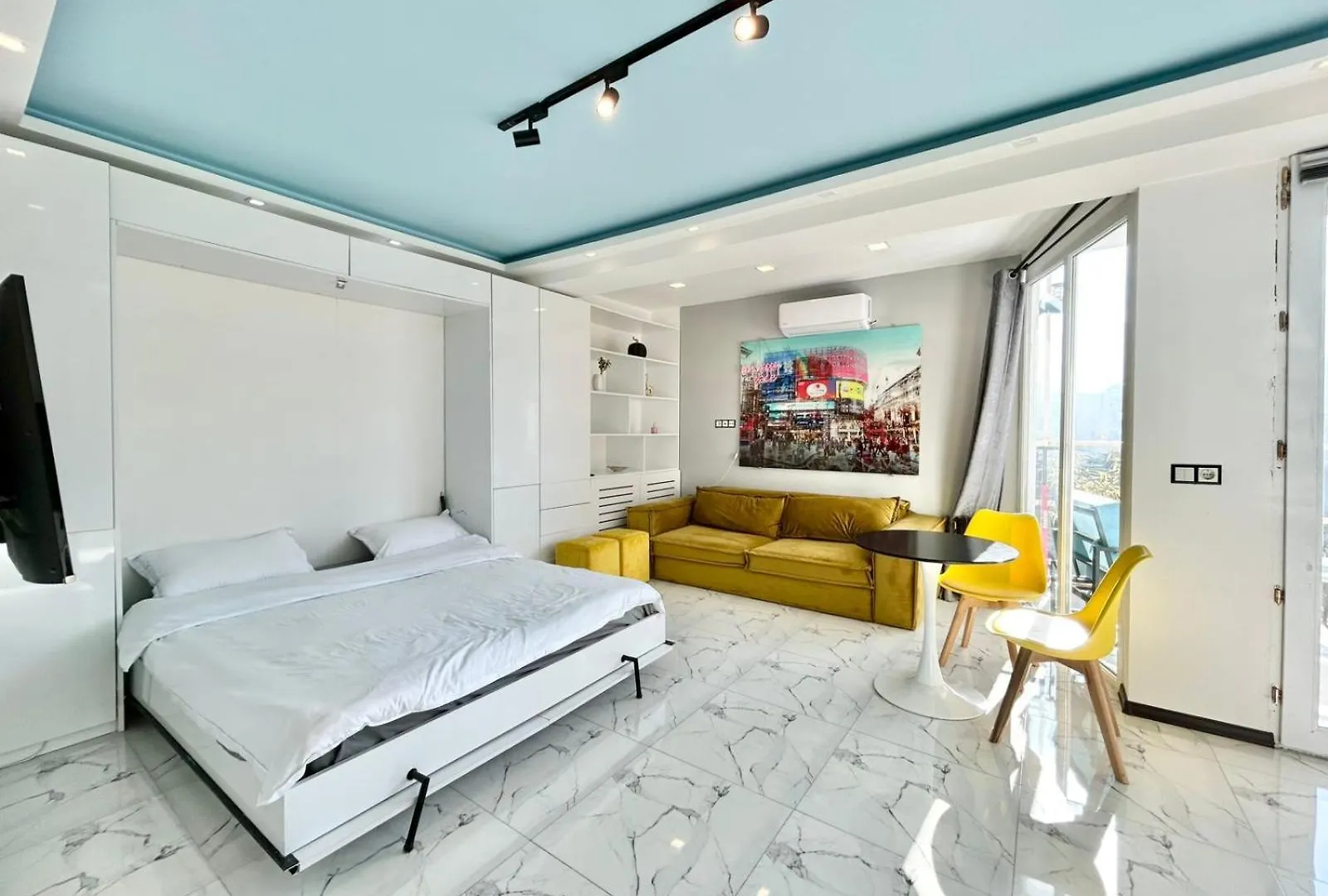 City Center Apartment -Between Herous Square And Holiday Inn Tbilisi 0*,