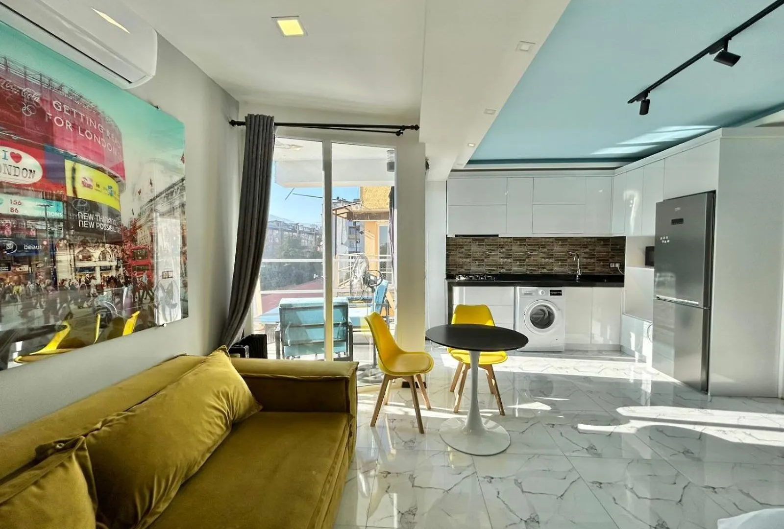 City Center Apartment -Between Herous Square And Holiday Inn Tbilisi